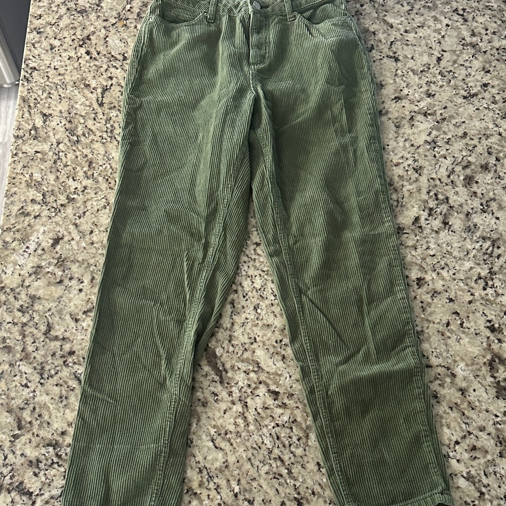 BDG Women’s Green Corduroy “Mom High-rise” Pants